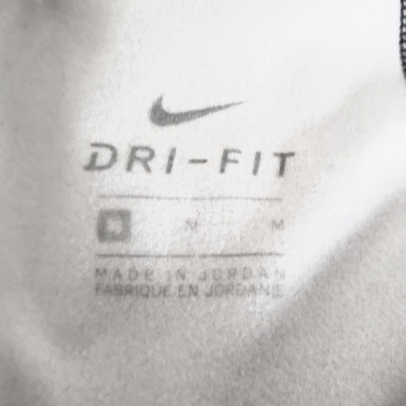 Nike Pro Dri-fit workouts - Picture 5 of 5